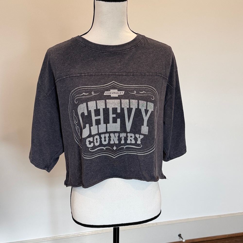 GM Chevy Country Gray Cropped T-Shirt Size Medium (8/10)
